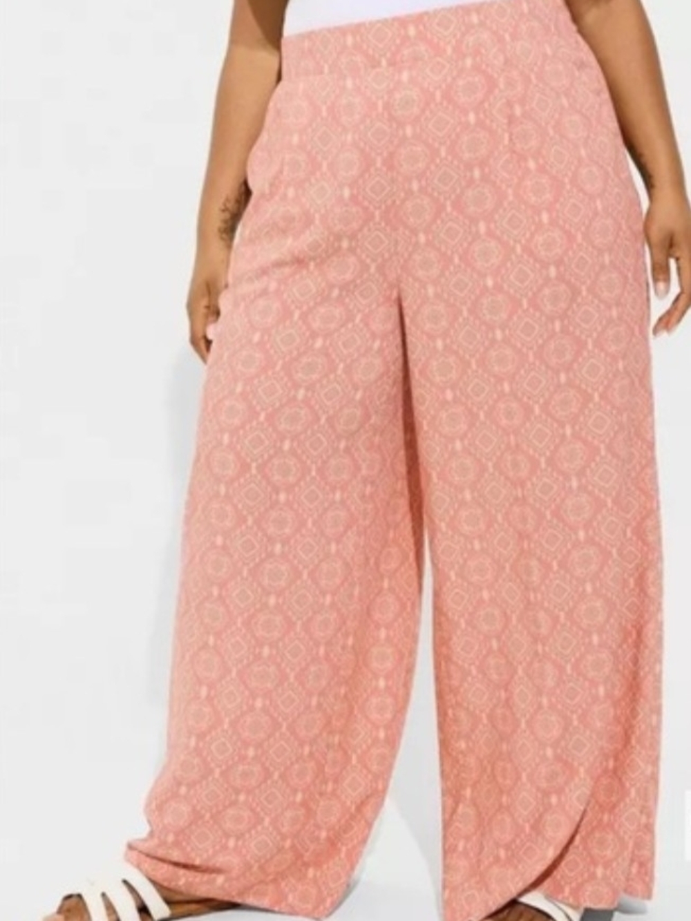 Torrid Wide-Leg Printed Palazzo Pants in Coral Pink, SZ 00X, NWOT